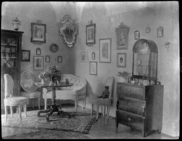 01 negativ zamek kunin 006 m